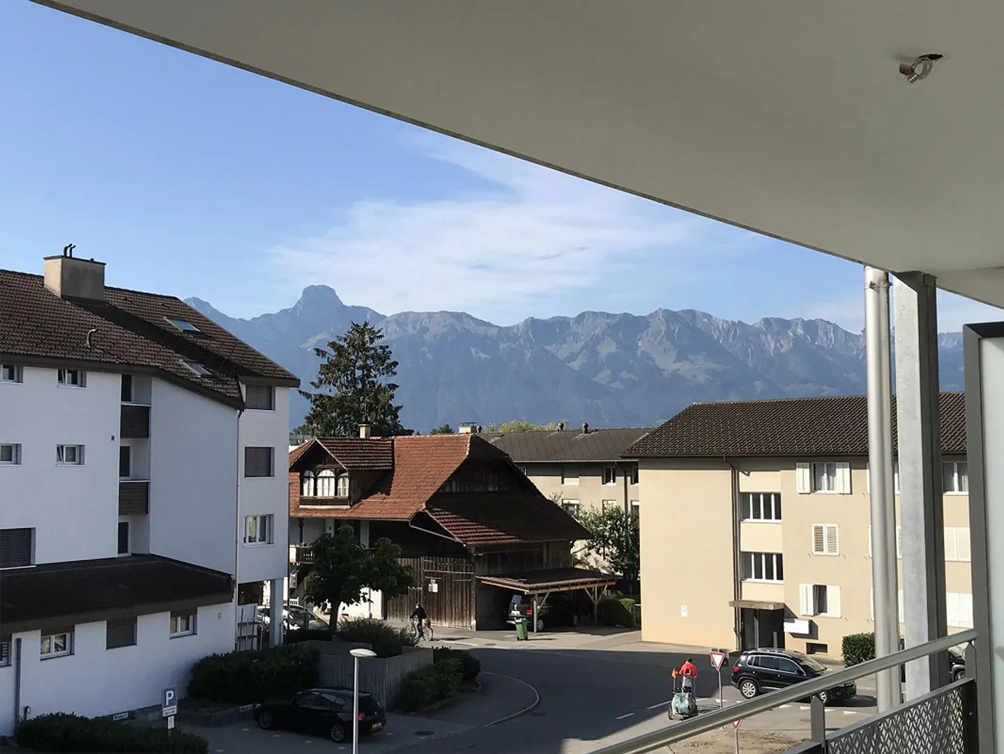 Vivere moderno con vista Stockhorn – Appartamento centrale di 4,5 stanze - Foto 3 di 18