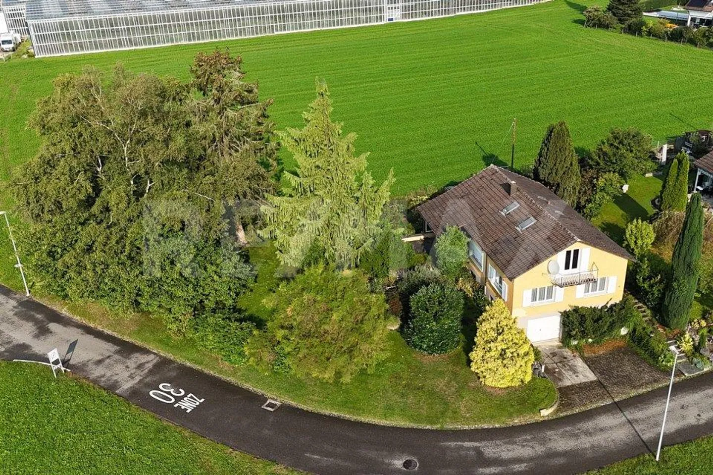 Einfamilienhaus kaufen - Foto 1 von 13