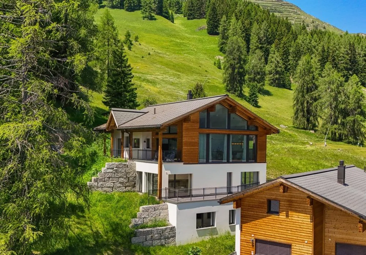 Non c'è montagna abbastanza alta - Foto 12 di 12