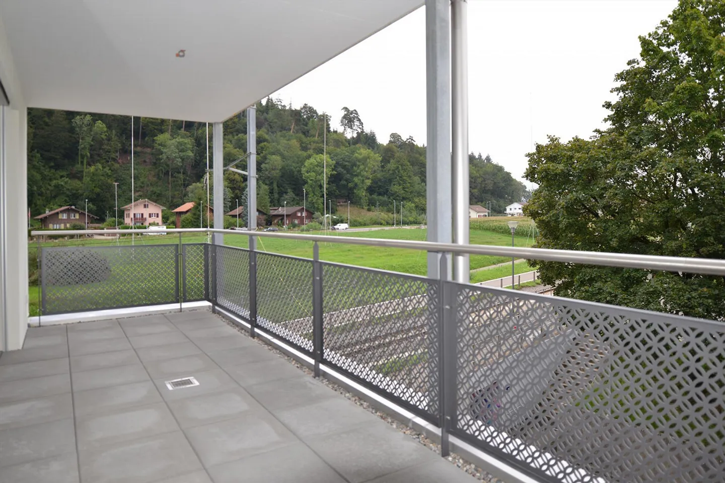 Vivere moderno con vista Stockhorn – Appartamento centrale di 4,5 stanze - Foto 5 di 18