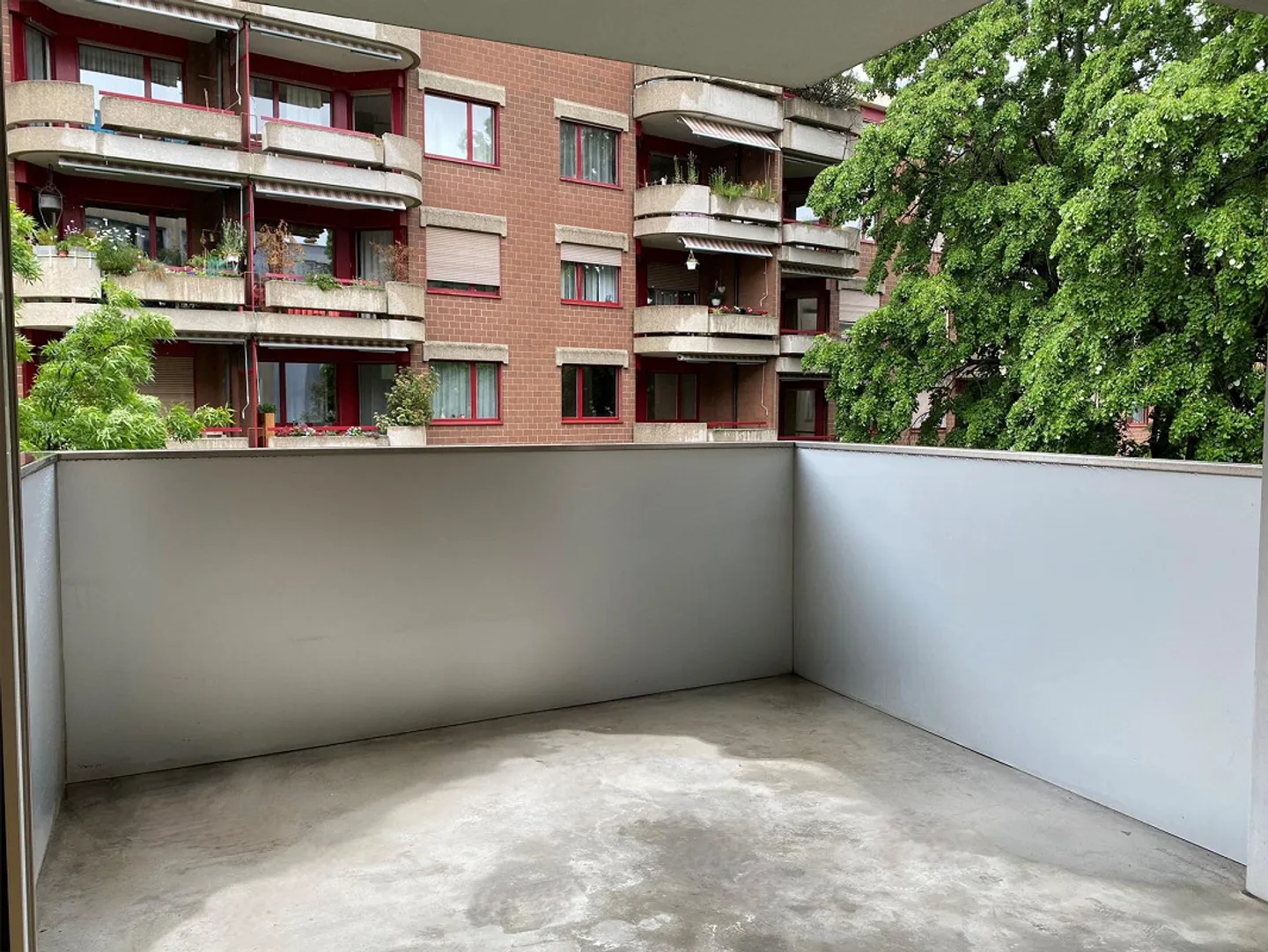Modern Apartment Near SBB Train Station - Photo 9 of 12