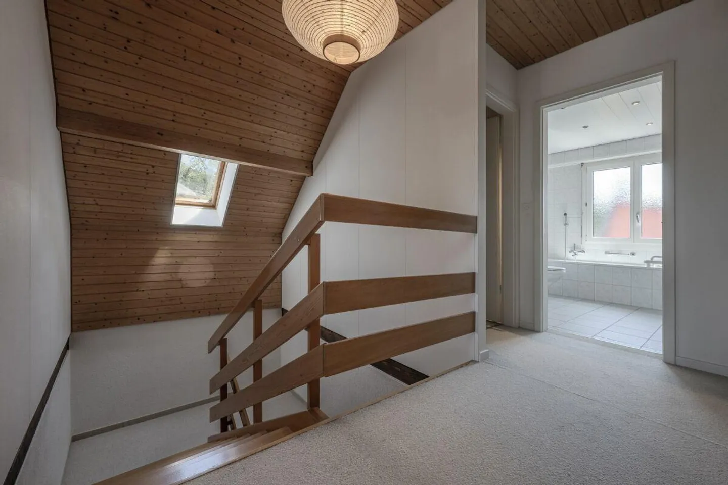Incantevole casa unifamiliare di 5,5 stanze con giardino idilliaco e molta privacy - Foto 8 di 16