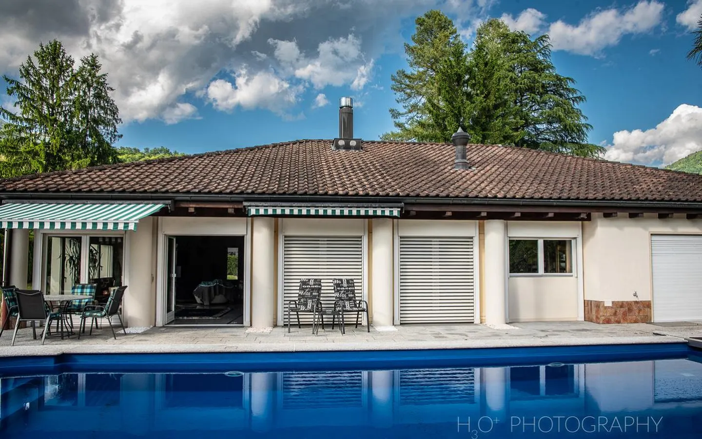Villa exclusive avec piscine, jardin et vue sur les montagnes - Photo 5 sur 30