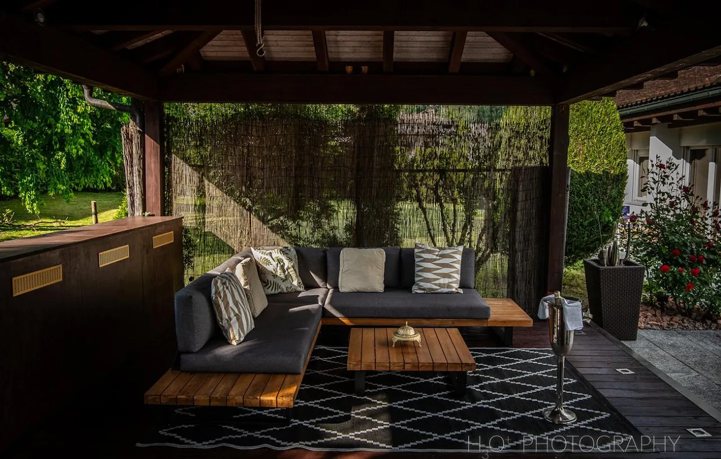 Villa exclusive avec piscine, jardin et vue sur les montagnes - Photo 9 sur 30