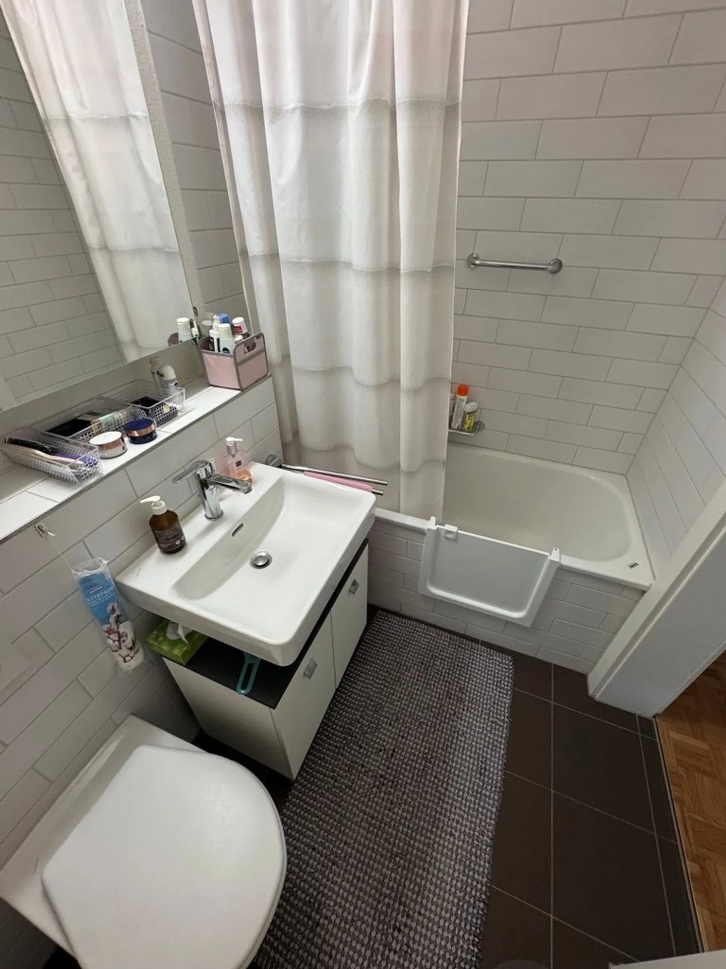Charming 3-room apartment with panoramic view in the countryside for rent - Photo 8 of 10