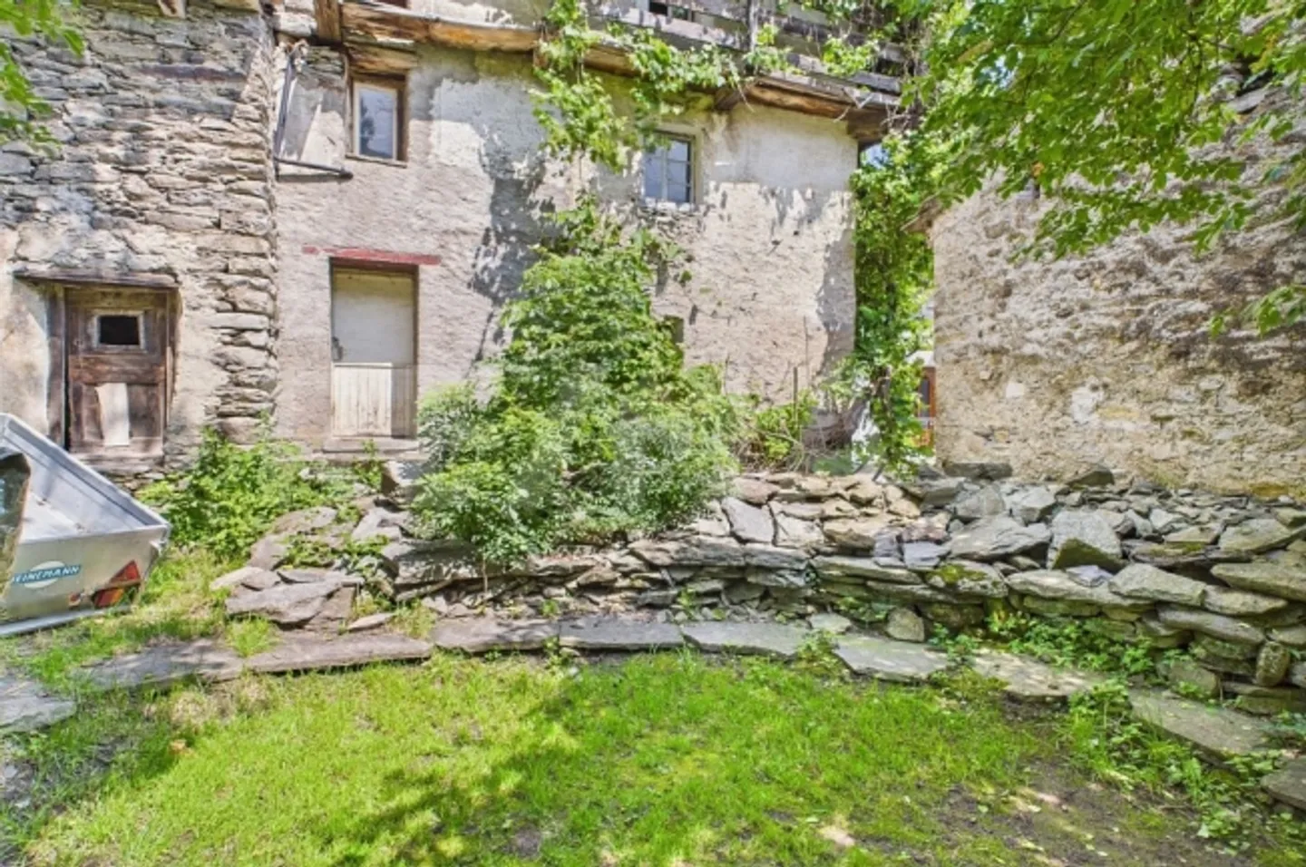 Pietra dopo pietra per una casa da sogno - Rustico per ristrutturazione totale - Foto 11 di 13