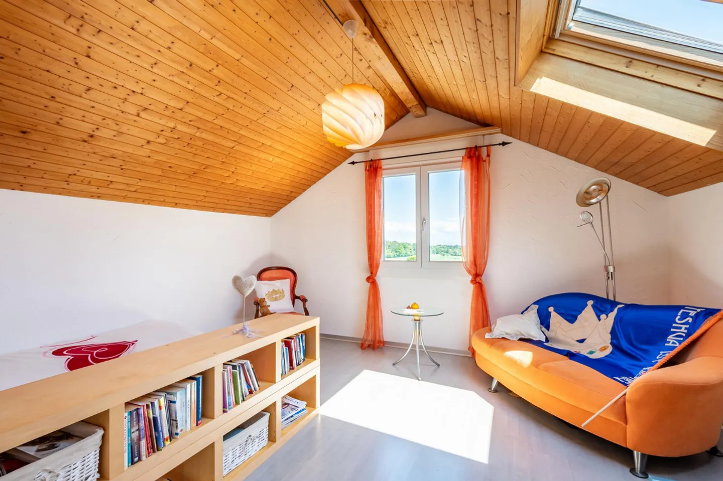 Maisonette con molto spazio e balconi baciati dal sole - Foto 17 di 21