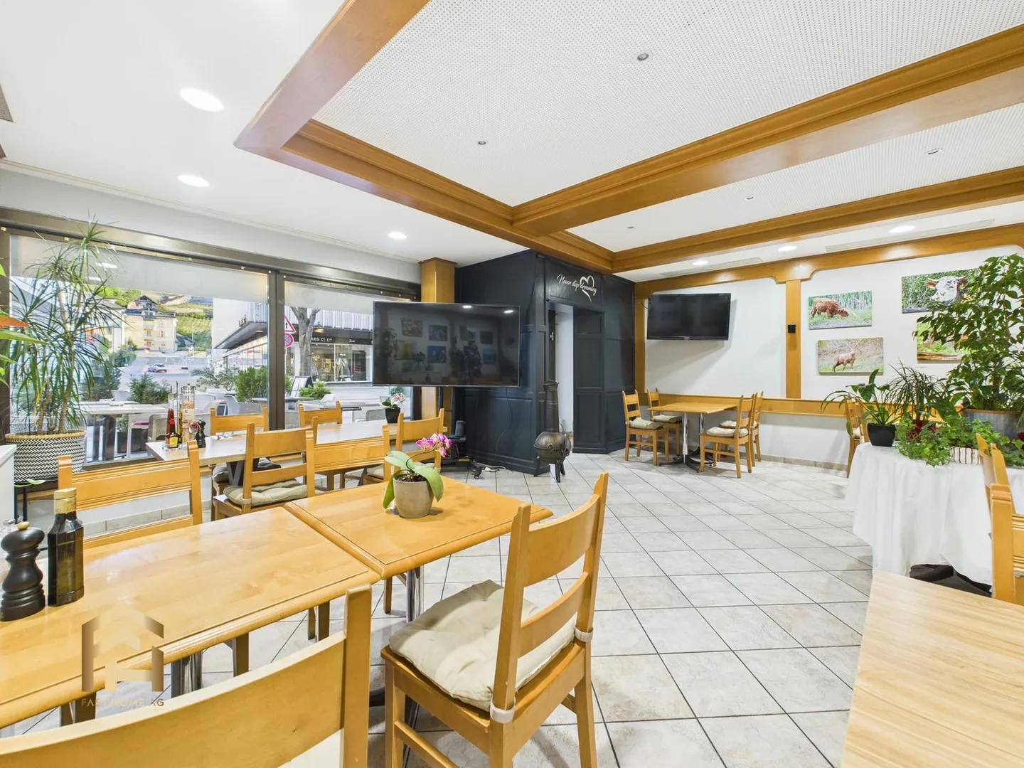 Seltenes Fundstück: Hotel mit Gastronomie- und Wellnessangebot im Zent - Foto 3 von 13