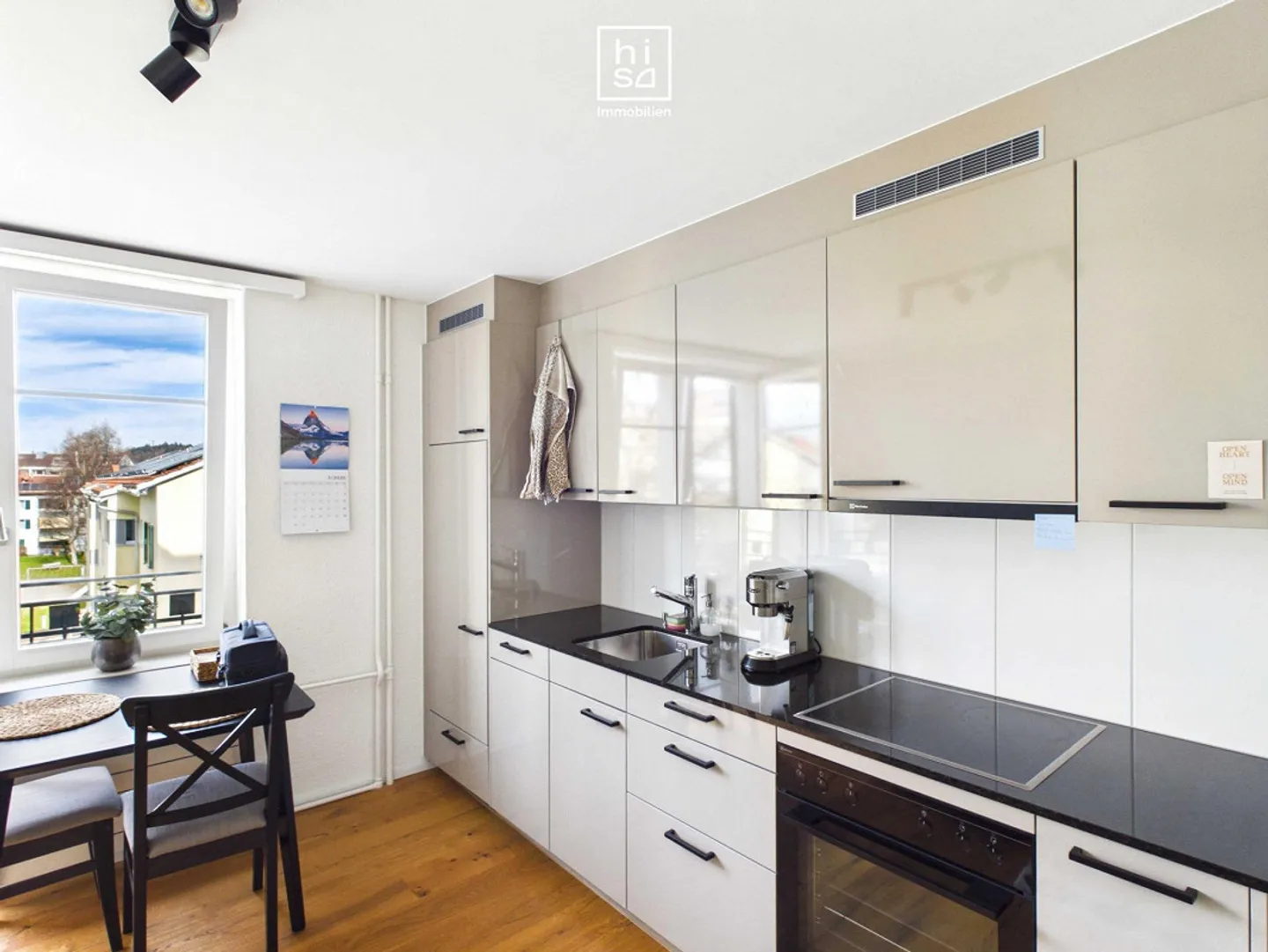 Living in St. Gallen - modern single apartment - Photo 2 of 5