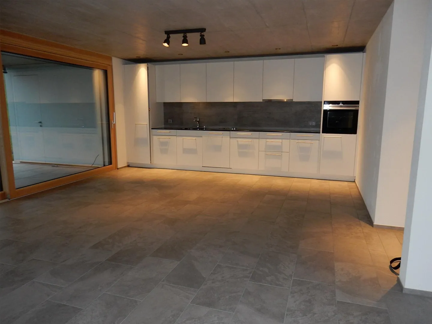 3 Zimmer Parterrewohnung 95m2 an bevorzugter Lage mit Weitsicht - Photo 1 sur 11