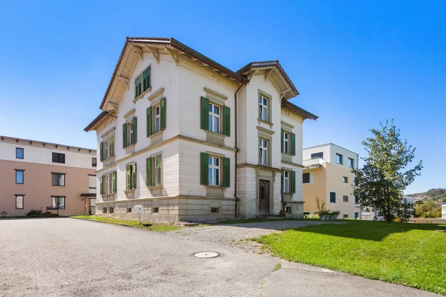 Villa historique avec caractère et espace pour de nouvelles idées - Photo 9 sur 13