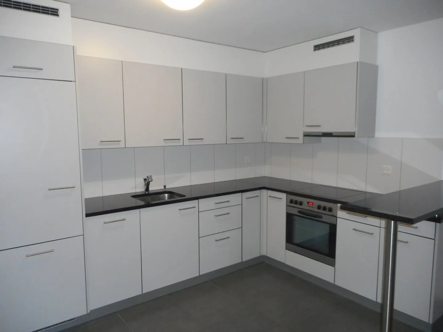 Appartamento 2.5 camere affascinante - Foto 4 di 7