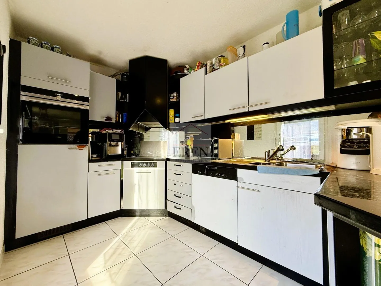 Individual villa 6 rooms of 146 m2 living space + basement with garage - Ideal - Photo 2 of 12