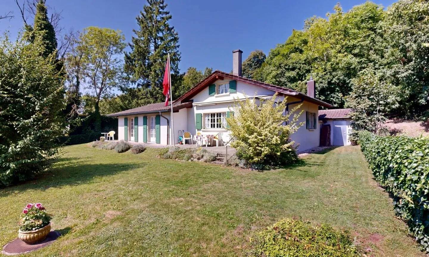 Magnifica villa con vista mozzafiato sulle montagne - Foto 2 di 11