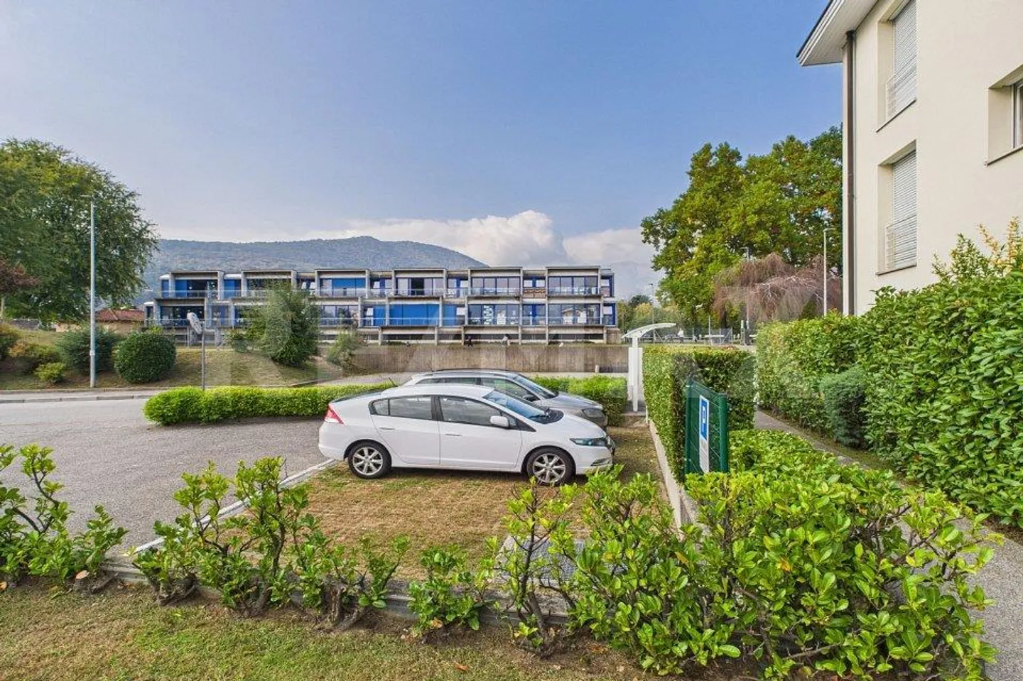 Appartement penthouse lumineux de 4 pièces à Caslano avec belle vue - Photo 13 sur 13