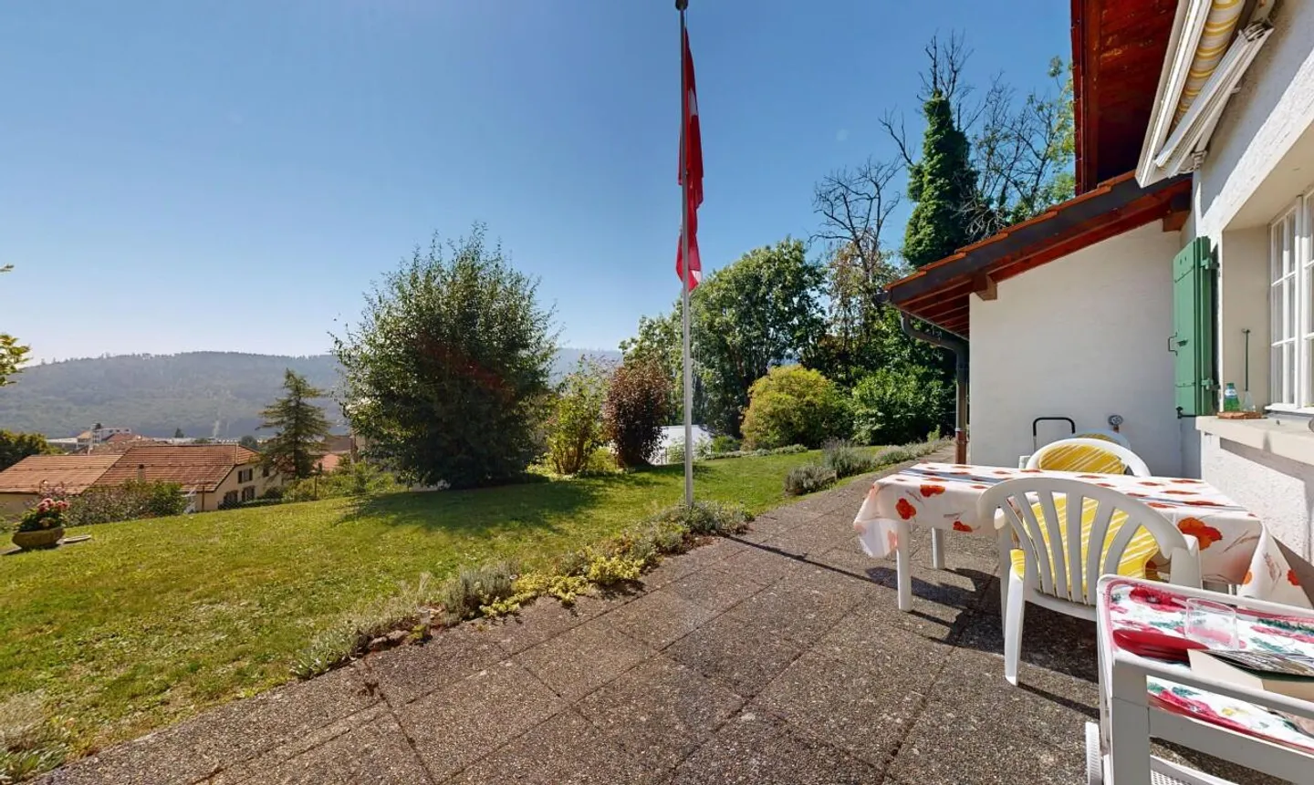 Magnifica villa con vista mozzafiato sulle montagne - Foto 4 di 11