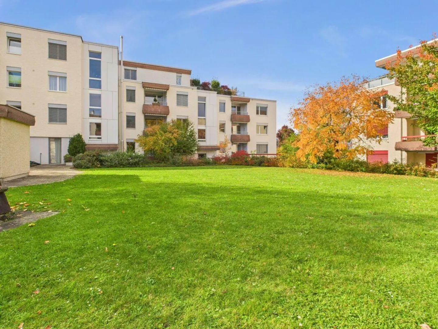 Appartamento 4,5 stanze in una posizione adatta alle famiglie con area giardino - Foto 7 di 31