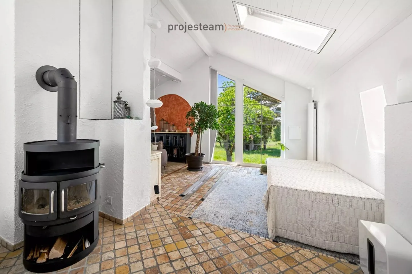 Spacious Rooms and Abundant Light in the Heart of a Renovated Farmhouse - Photo 6 of 13