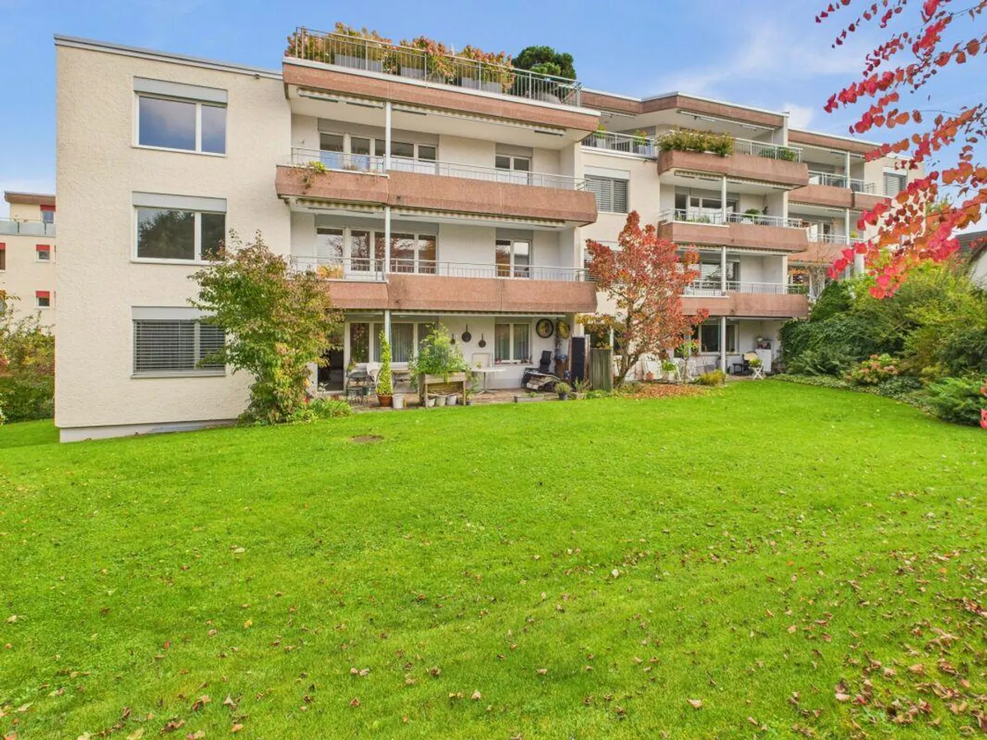 Appartamento 4,5 stanze in una posizione adatta alle famiglie con area giardino - Foto 4 di 31