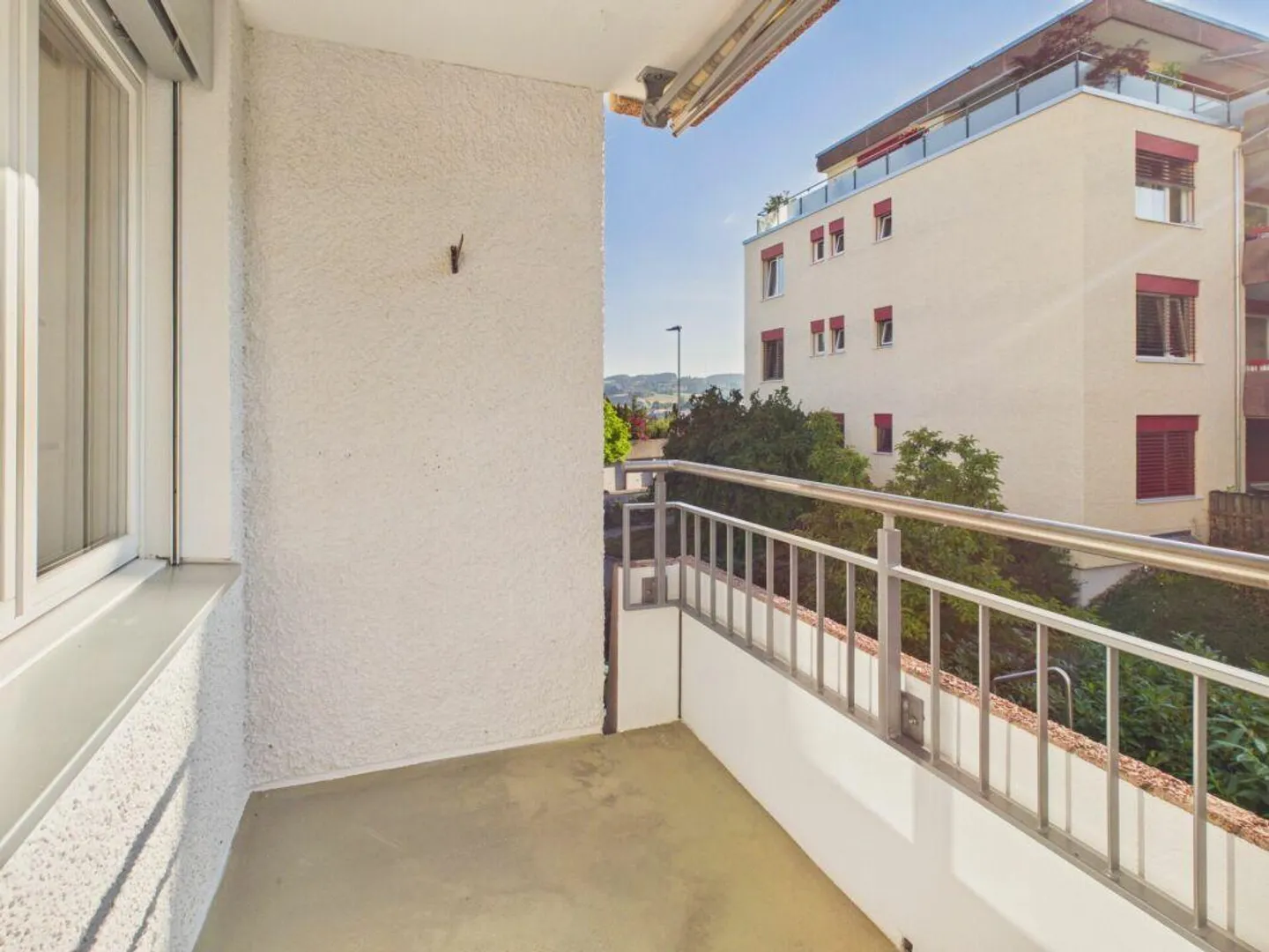 Appartamento 4,5 stanze in una posizione adatta alle famiglie con area giardino - Foto 13 di 31