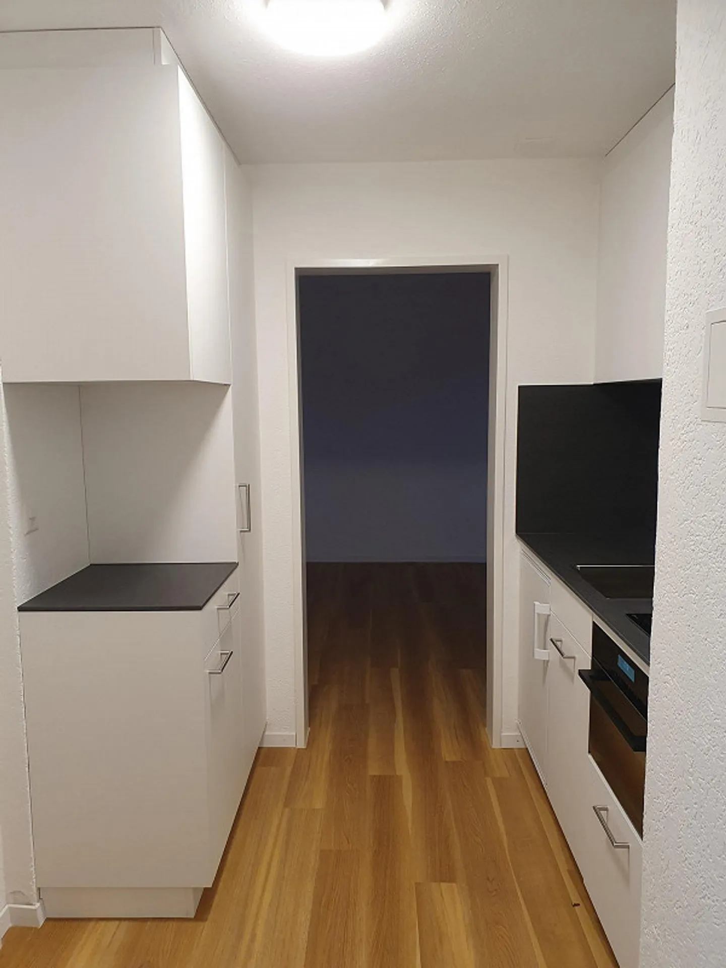 1-room apartment - Photo 2 of 9