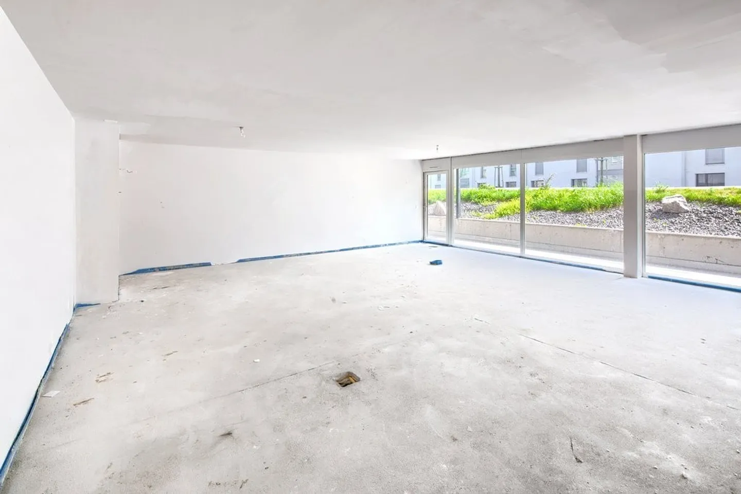 Gewerbliche Räumlichkeiten von 80 m2 sofort oder nach Vereinbarung zu vermieten - Foto 7 von 11