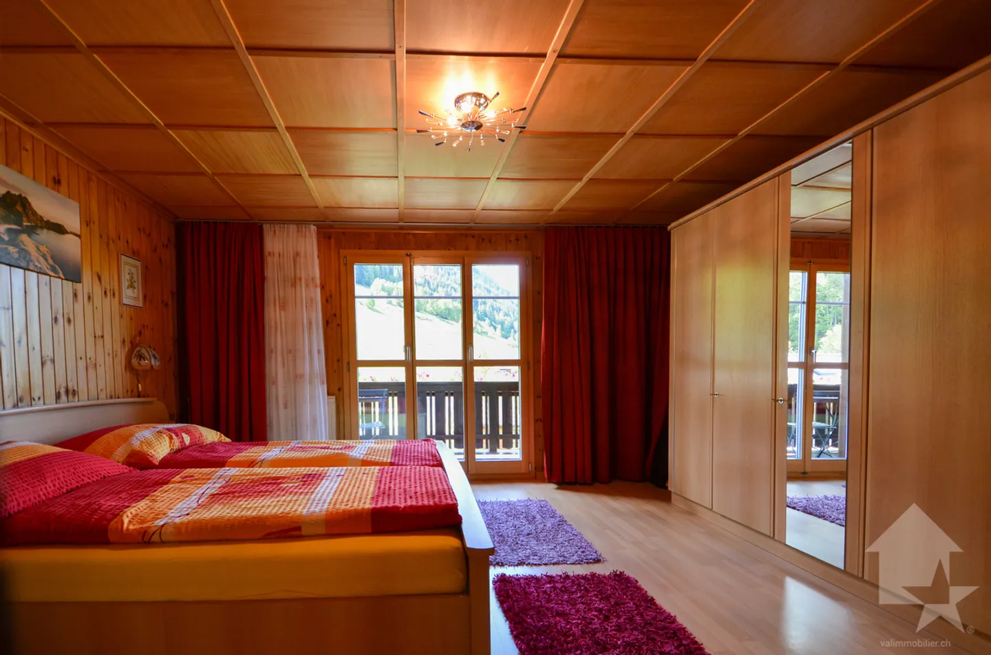 Perfectly maintained residential building for flexible use - Photo 16 of 21