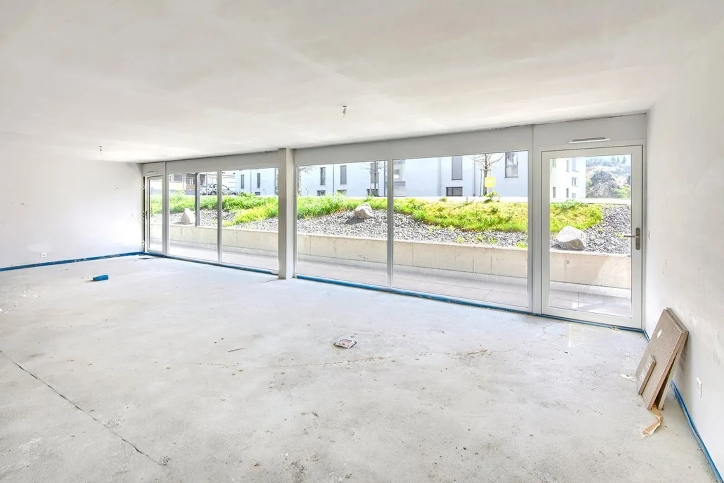 Gewerbliche Räumlichkeiten von 80 m2 sofort oder nach Vereinbarung zu vermieten - Foto 11 von 11