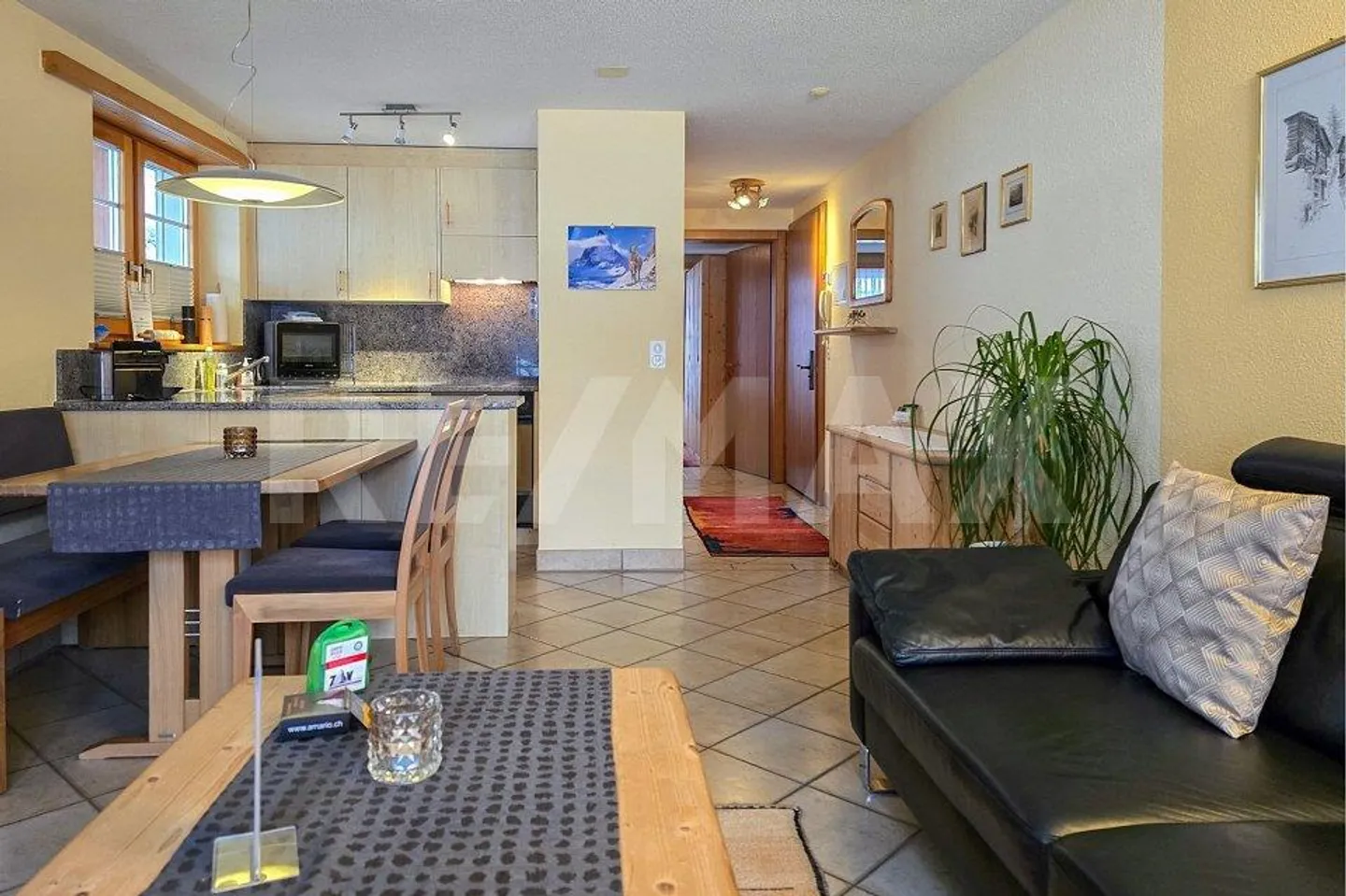Stilvolle 2,5-Zimmer-Wohnung in Zermatt - Foto 3 von 13