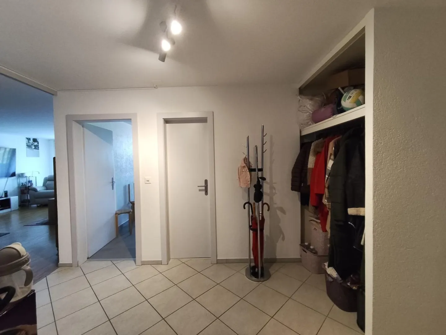 Appartamento 4 locali - Foto 4 di 9