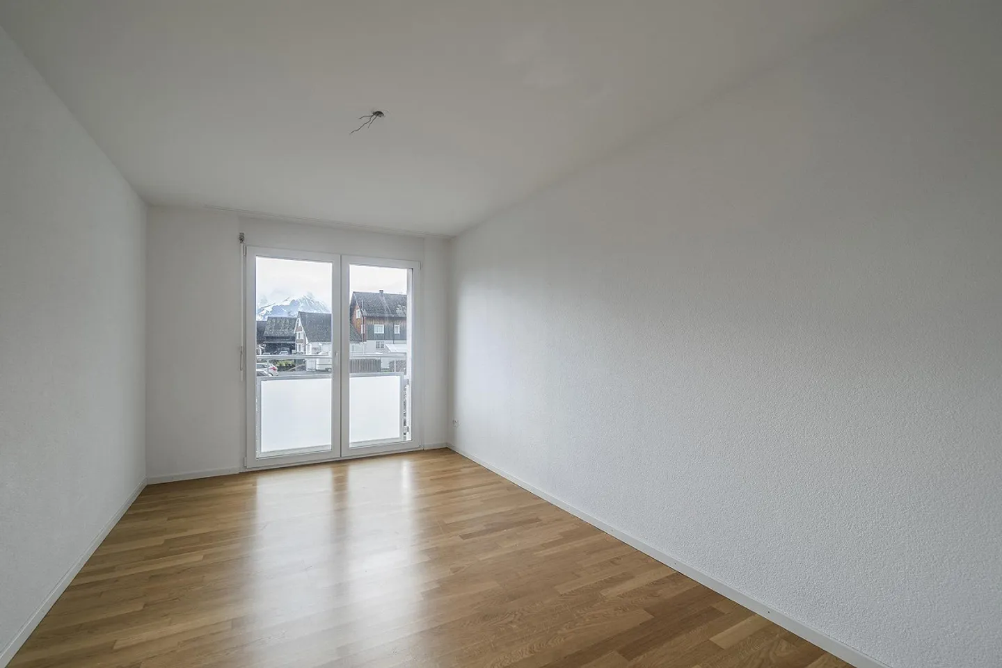 Apartment in a Quiet Location - Photo 6 of 8