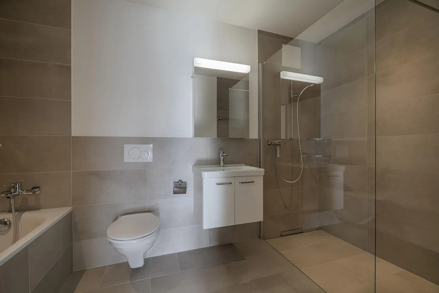 Apartment in a Quiet Location - Photo 7 of 8