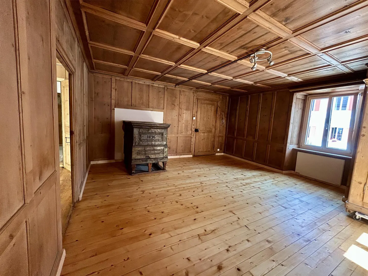 2.5 Zimmer Wohnung Liebevoll renovierte Altbauwohnung in Sils im Domle - Foto 2 di 15