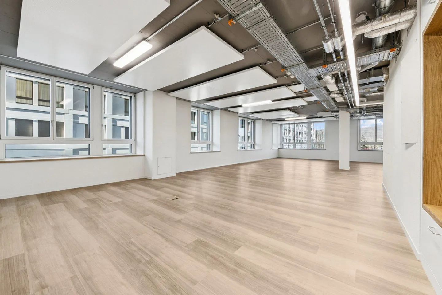 Modernly developed office spaces in the new Tivoli Garten building! - Photo 1 of 3