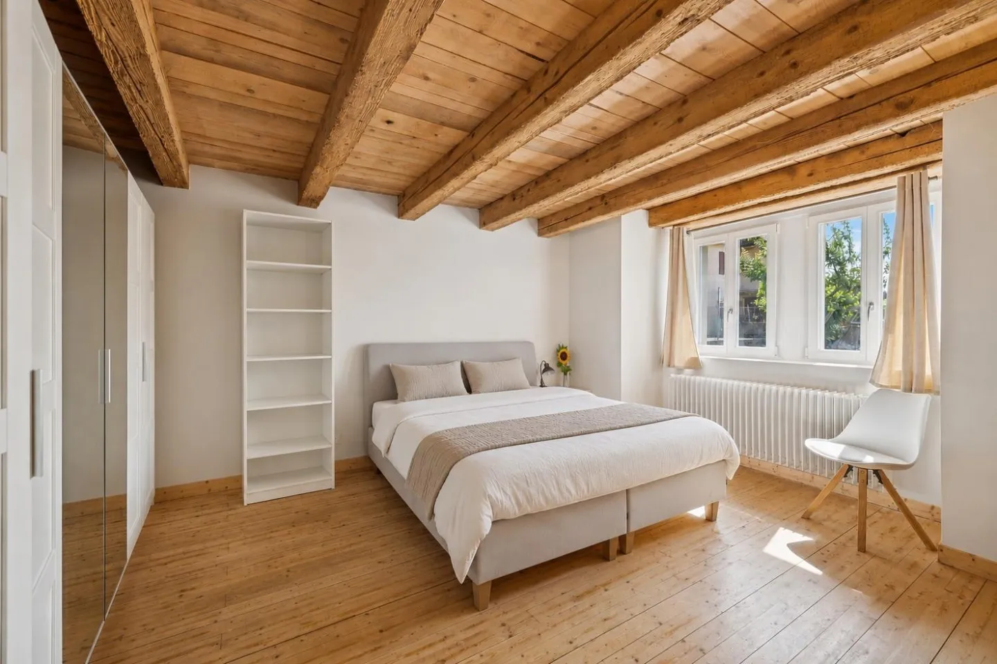 Casa di villaggio molto affascinante su un piano con potenziale! - Foto 9 di 13