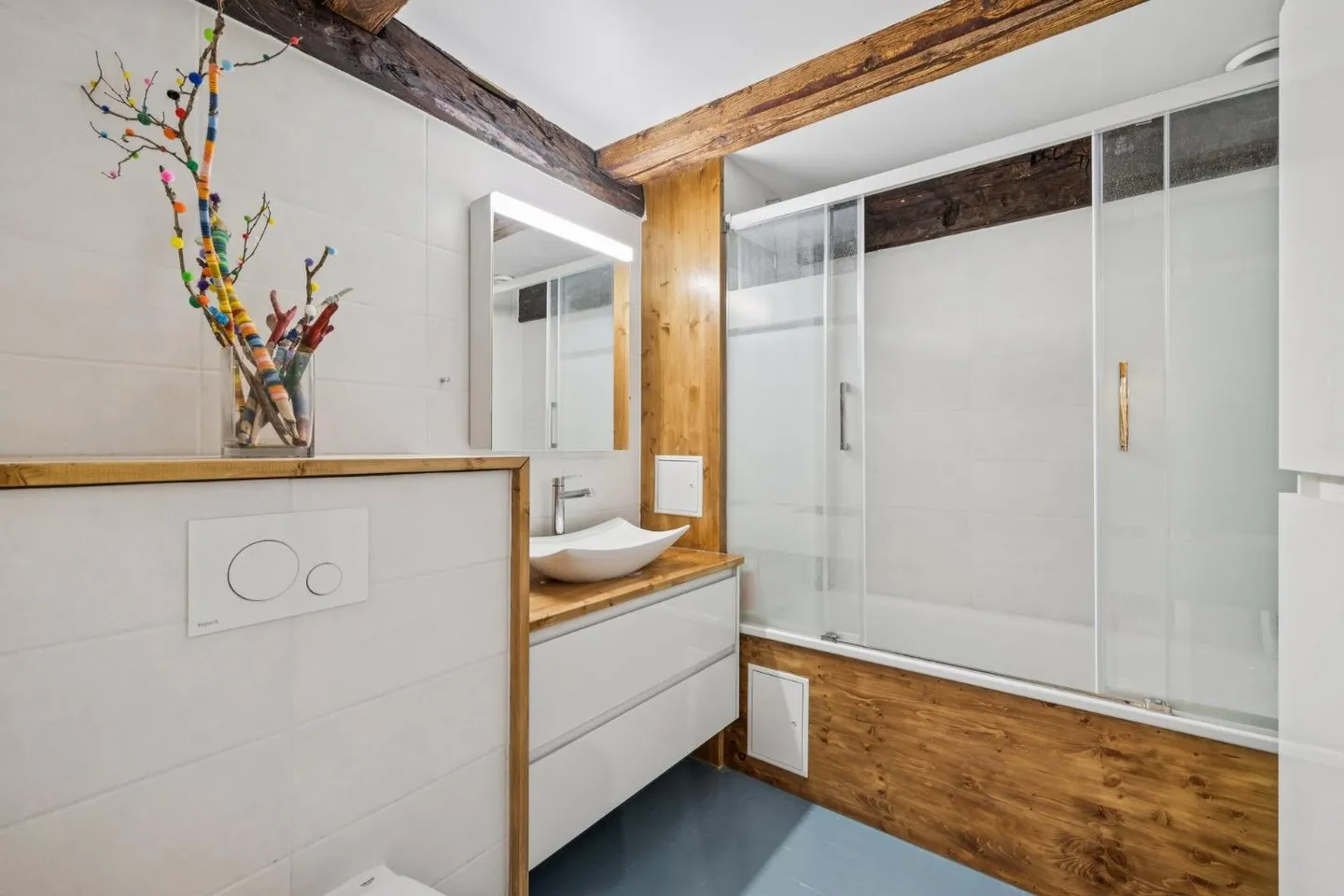 Casa di villaggio molto affascinante su un piano con potenziale! - Foto 8 di 13