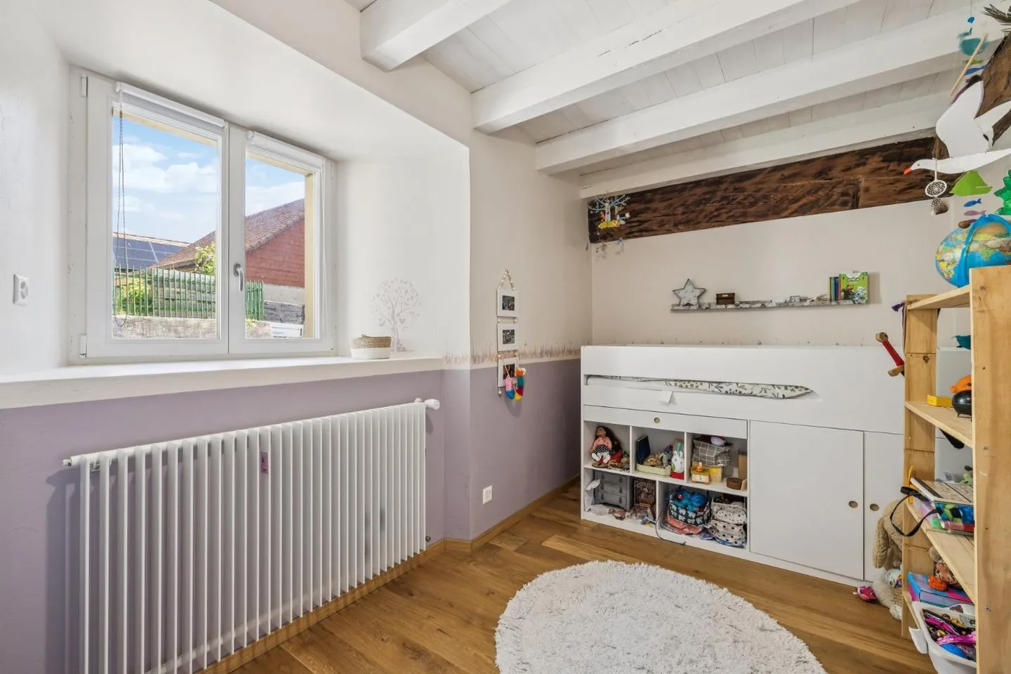 Casa di villaggio molto affascinante su un piano con potenziale! - Foto 10 di 13