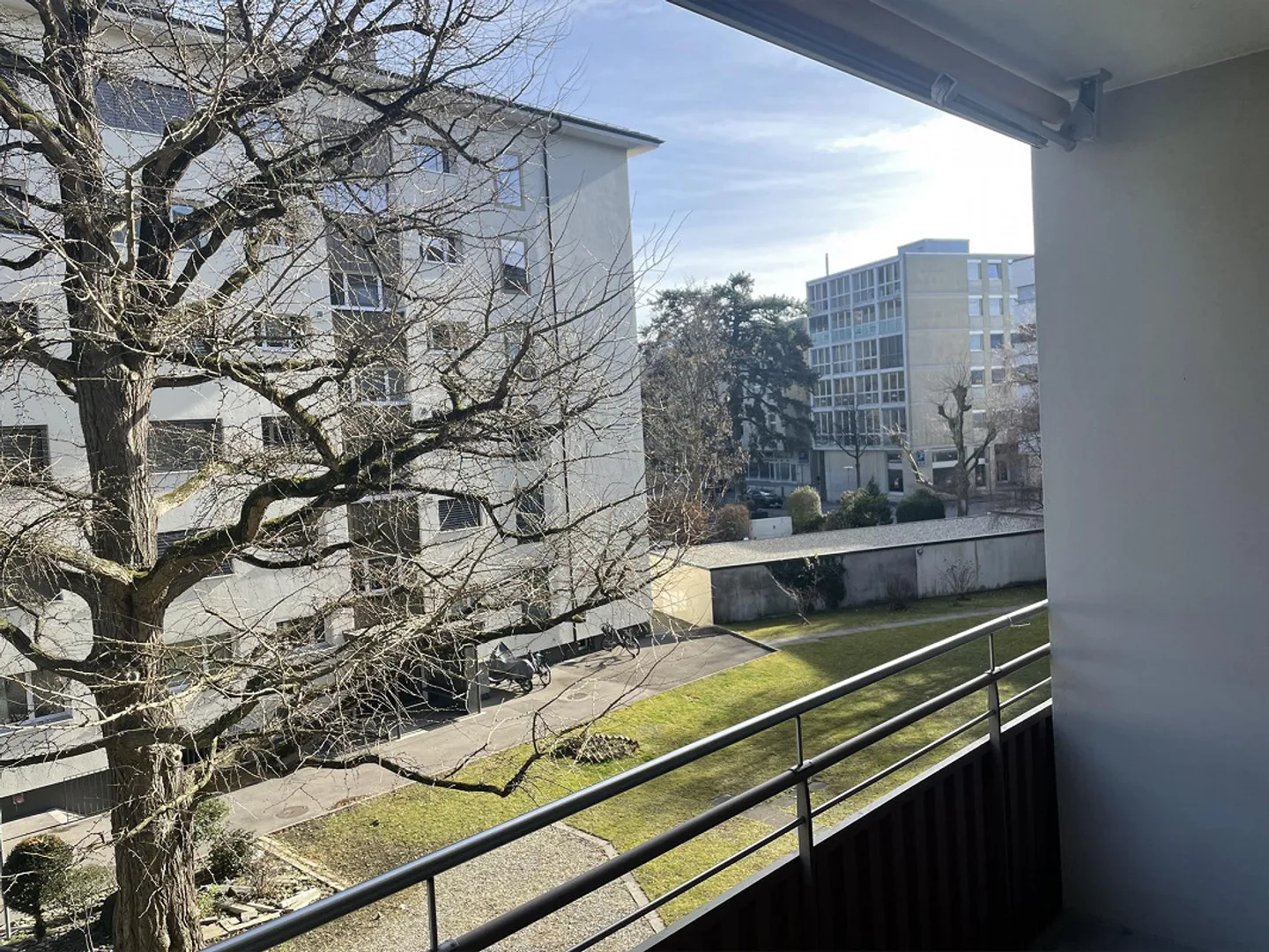 Appartamento recentemente ristrutturato nella popolare Scherzligweg! - Foto 8 di 17