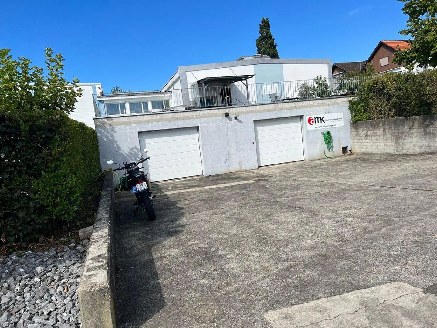 Garage for rent in Berg - Photo 1 of 3