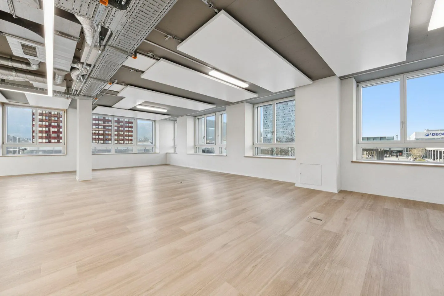 Modernly developed office spaces in the new Tivoli Garten building! - Photo 1 of 3