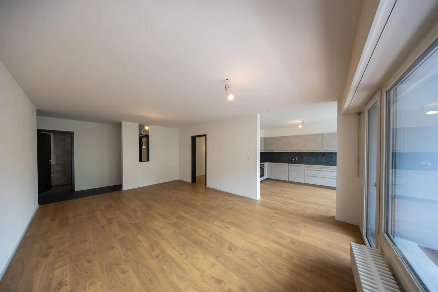 4.5 Room Apartment Completely Renovated - Photo 2 of 13