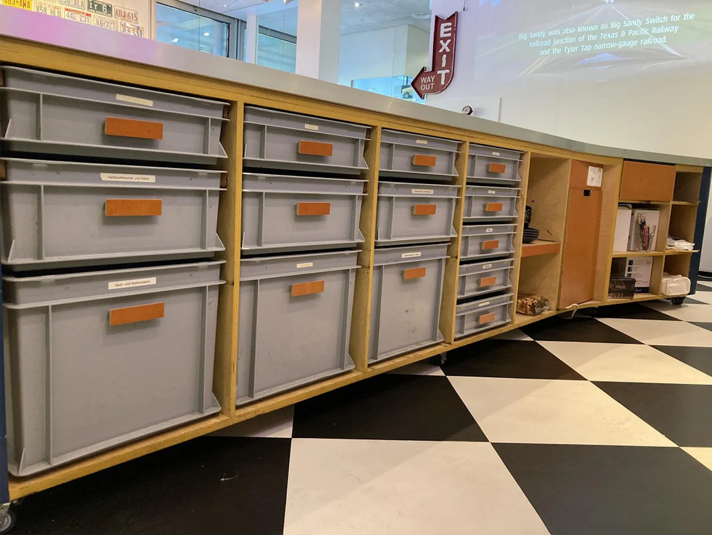 Gastro or Commercial Space in Diner Style - Photo 10 of 10