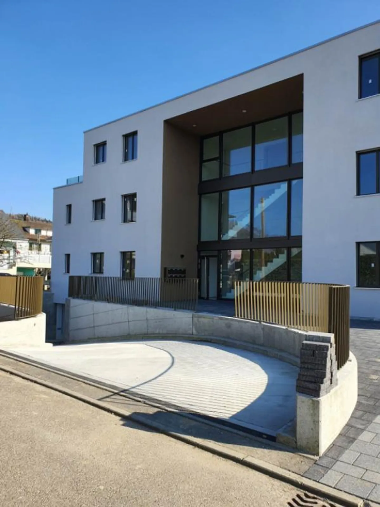 Modern apartment in a family-friendly environment - Photo 9 of 9
