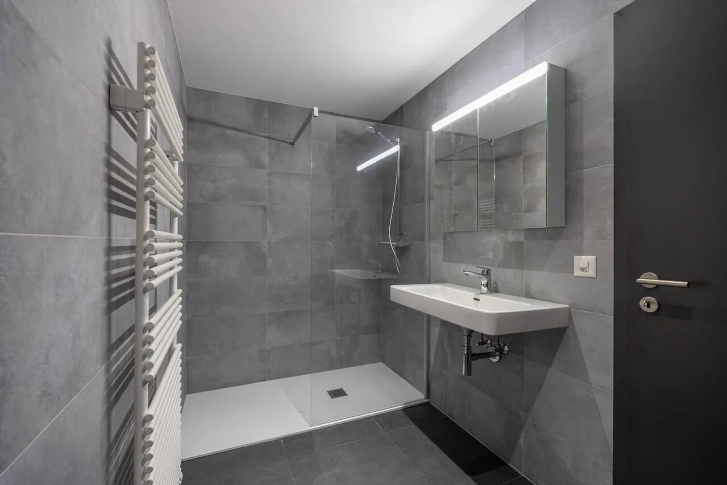 4.5 Room Apartment Completely Renovated - Photo 12 of 13