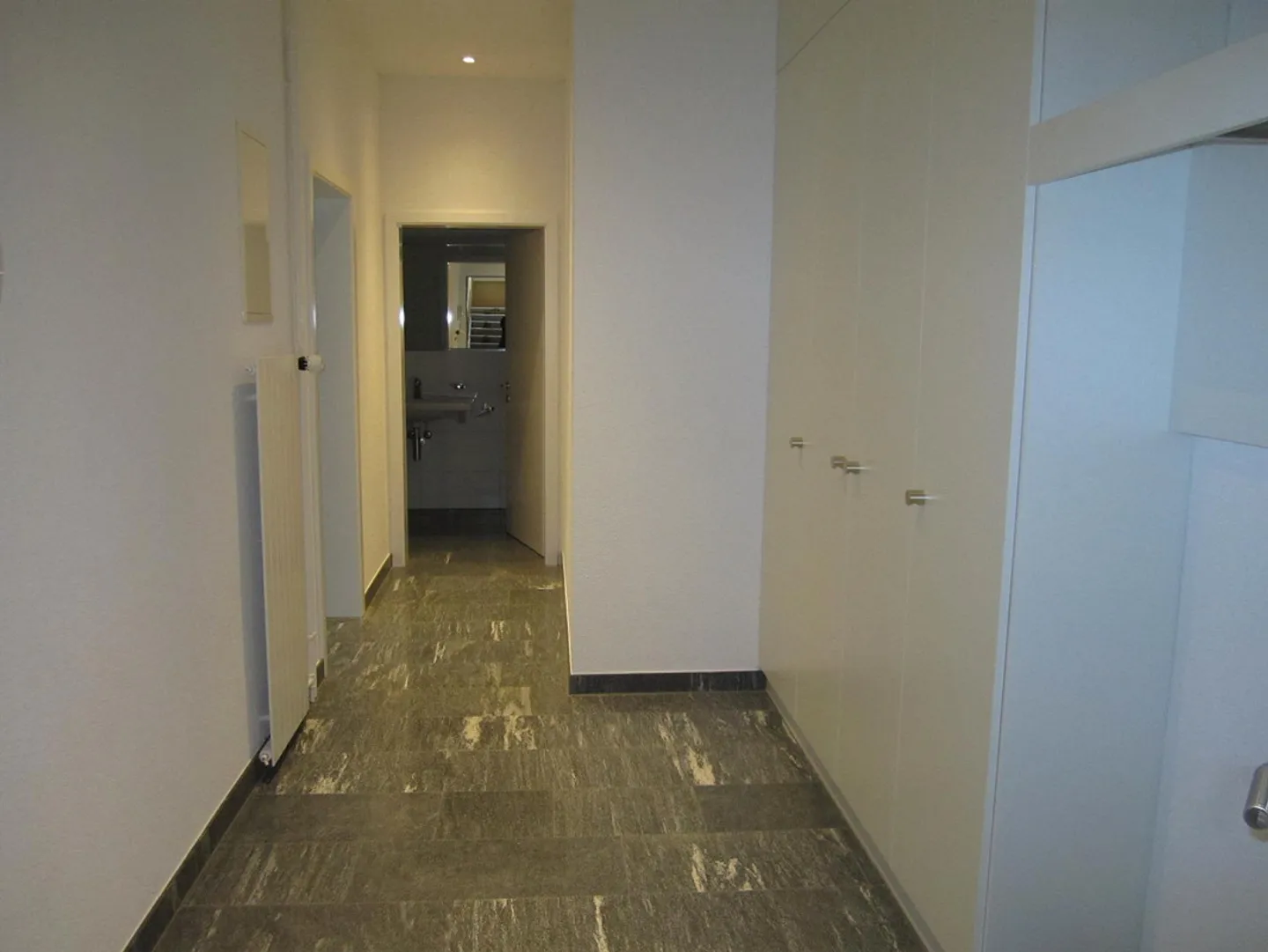 Appartement charmant au cœur de Baden - Photo 2 sur 6