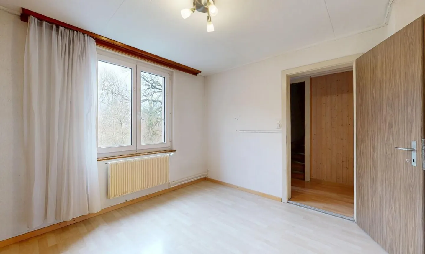 Charmantes Familienhaus mit Garten - Foto 5 von 11