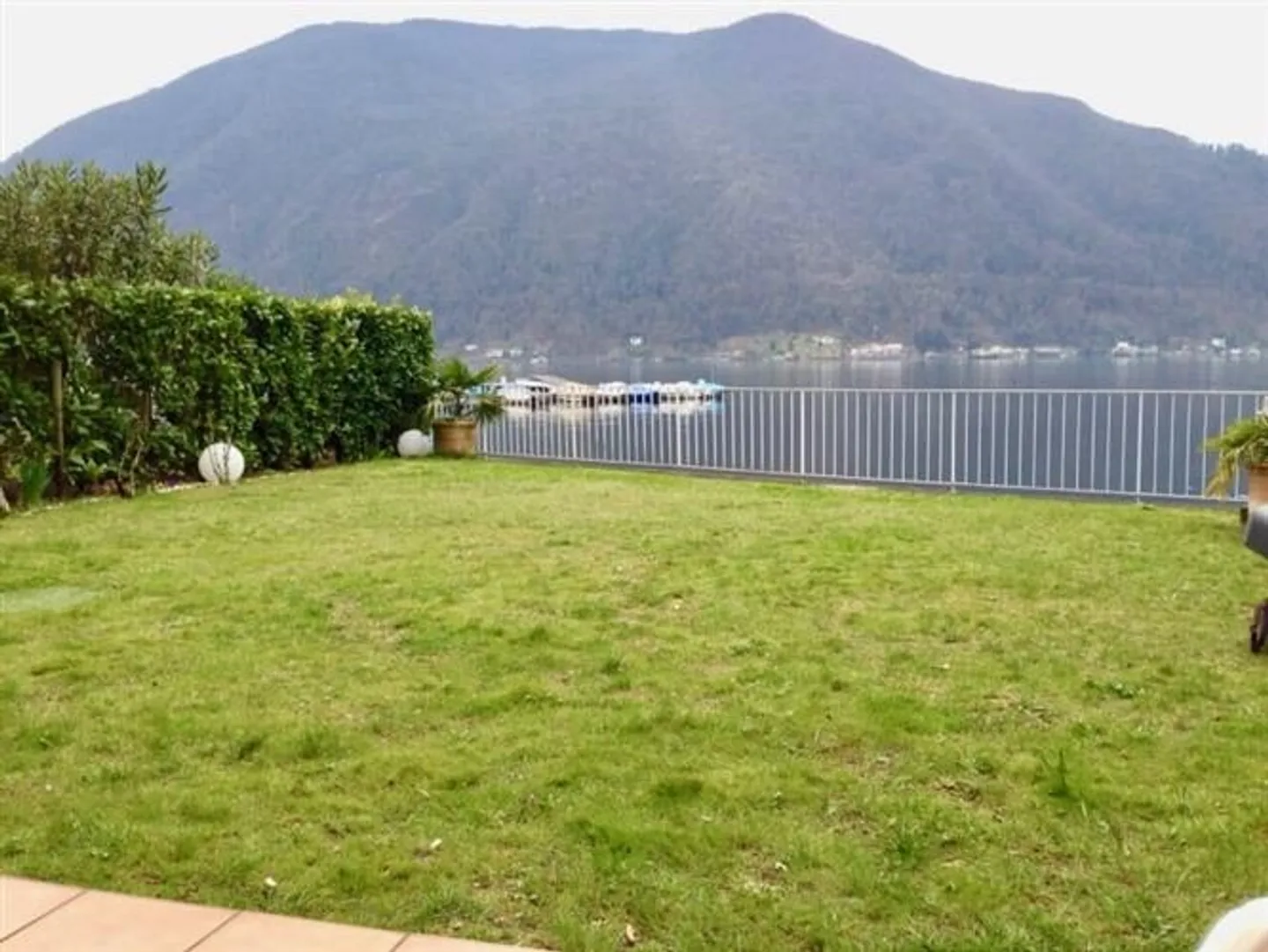 «7  haus,  casa sul lago 7 locali, Maroggia» - Foto 2 di 9