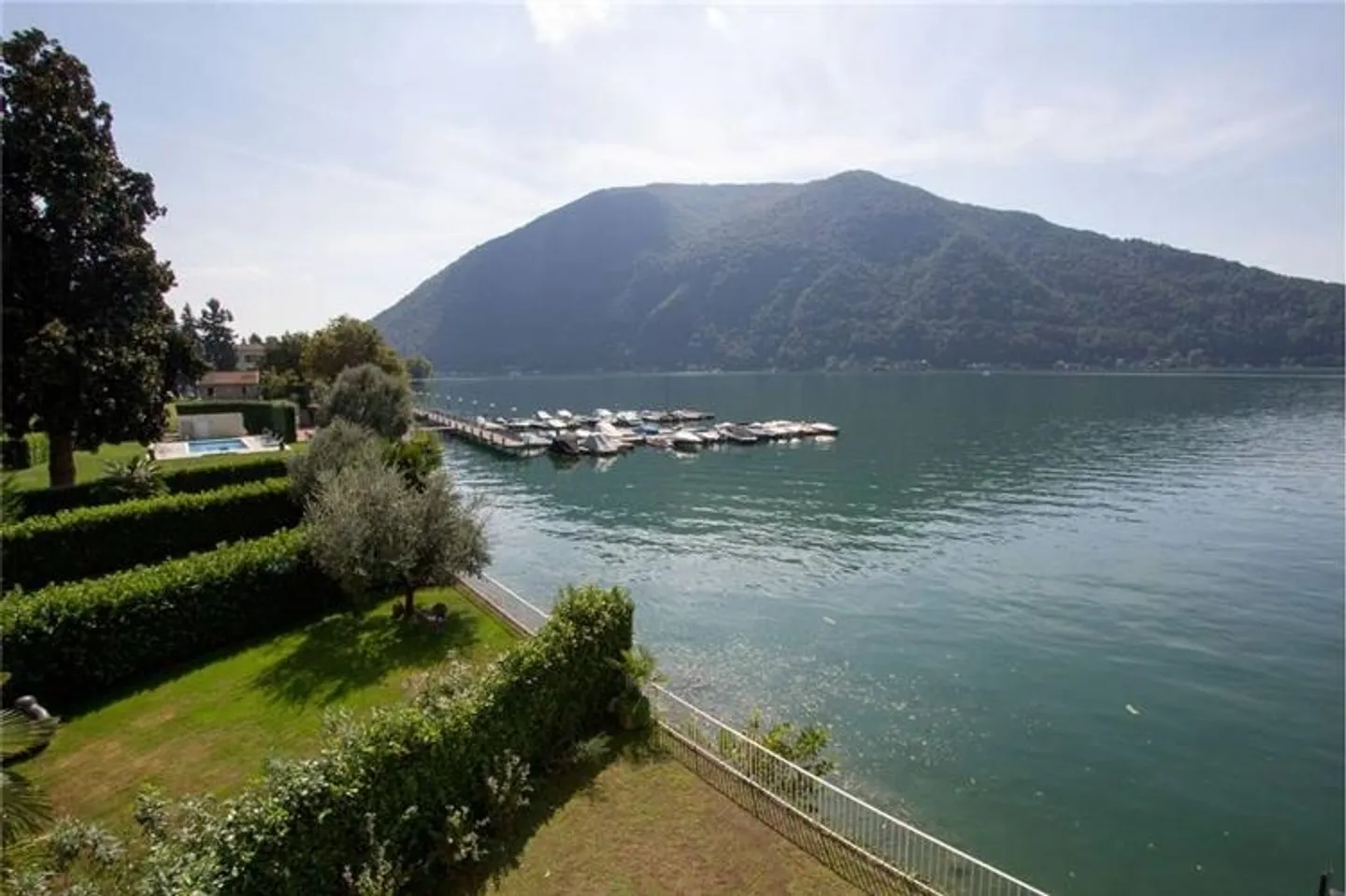 «7  haus,  casa sul lago 7 locali, Maroggia» - Foto 3 di 9