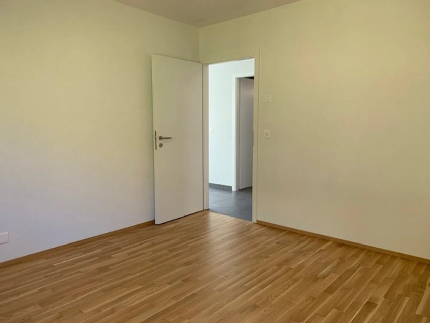 «Helle 2.5-Zimmerwohnung im 1. OG mit Lift» - Foto 4 von 10
