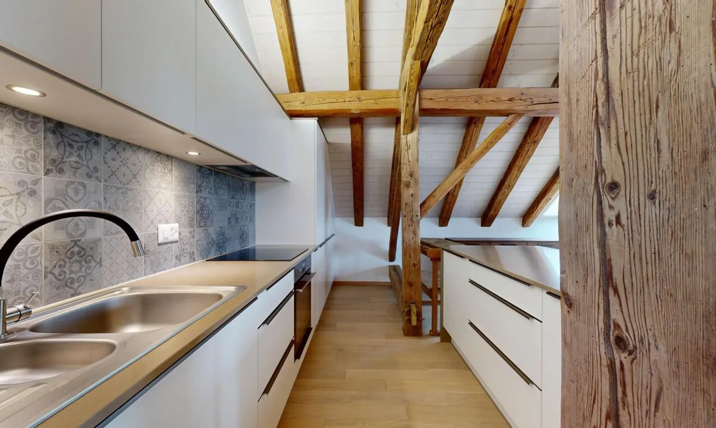 Magnificent renovated apartment in an old farmhouse - Photo 4 of 13
